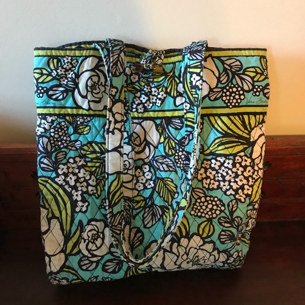 Vera Bradley Tote
